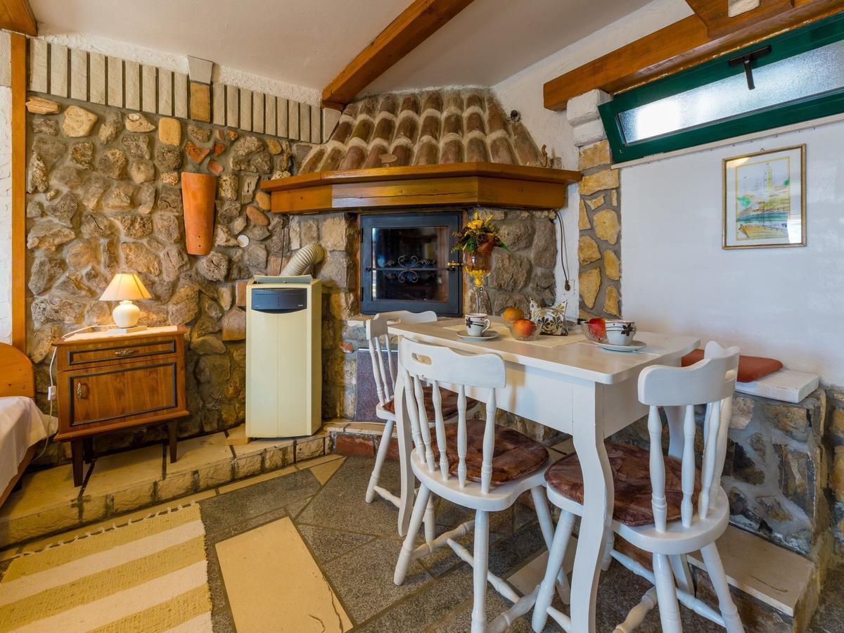 Apartments Susanne Novi Vinodolski Zewnętrze zdjęcie