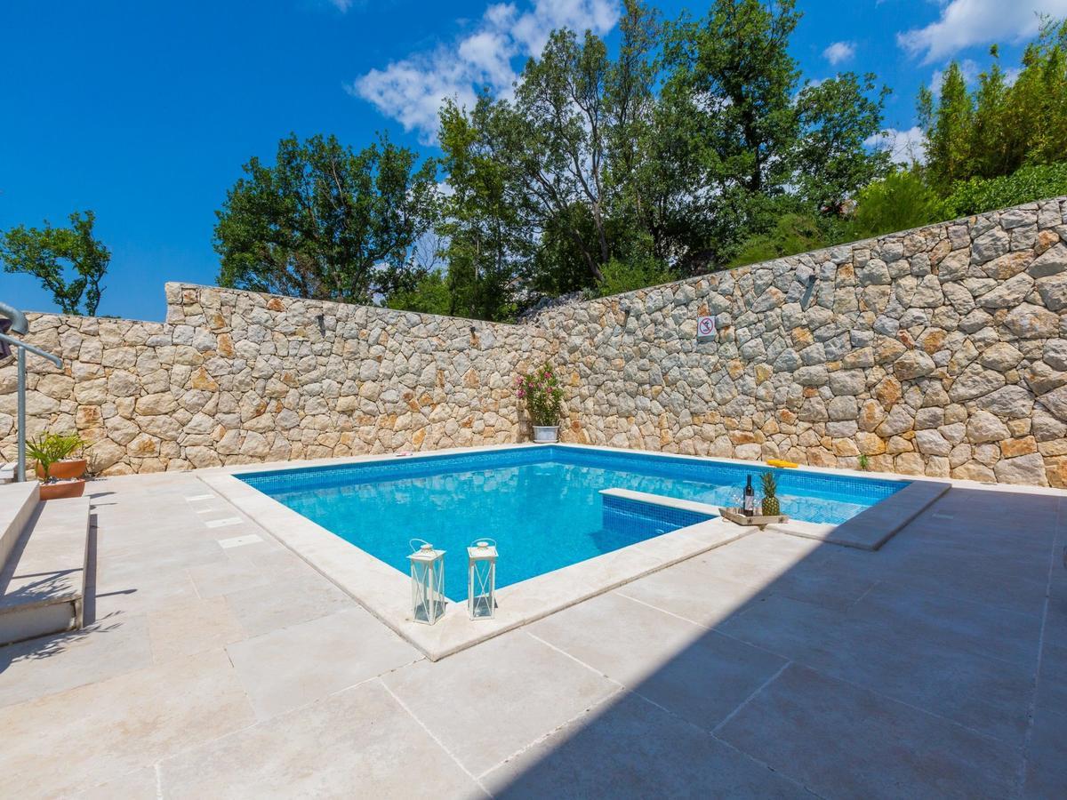 Apartments Susanne Novi Vinodolski Zewnętrze zdjęcie